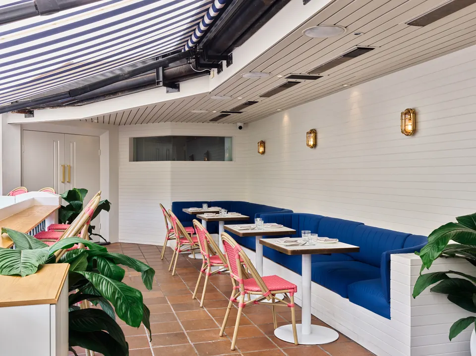 Terrace Bar at Pelicano — view 3